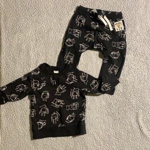 H&M Robot sweat suit